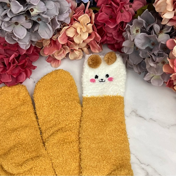 Whimsical Plush Animal Camel Brown Bear Over the Knee Socks - Picture 6 of 14